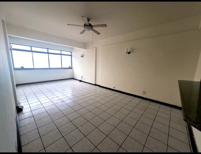 2 BEDROOM APARTMENT FOR SALE IN MARGATE BEACH